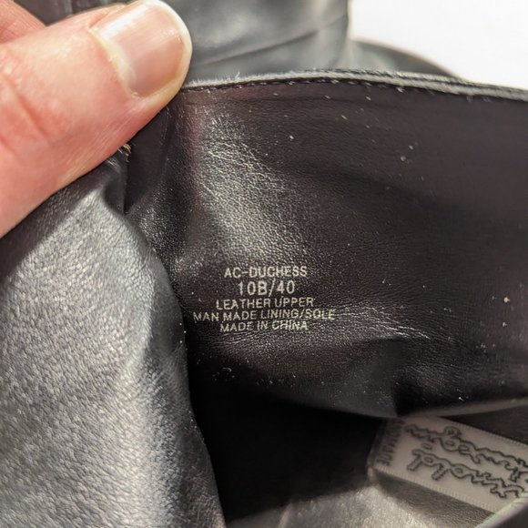 Black Women Leather Arnold Churgin Ankle Boot - Picture 6 of 8